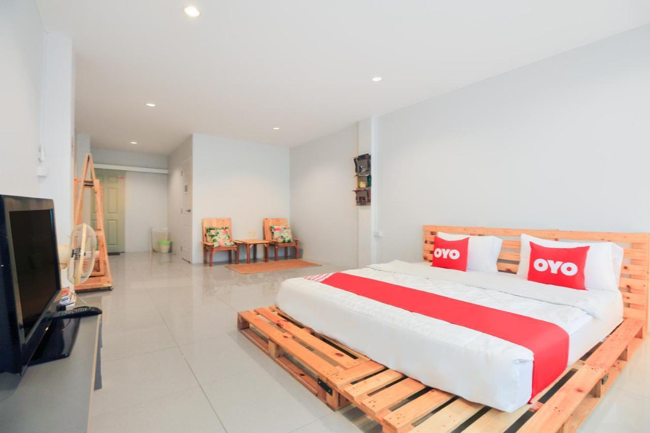 Oyo 421 Guyasuka Hostel & Cafe Bangkok Eksteriør bilde